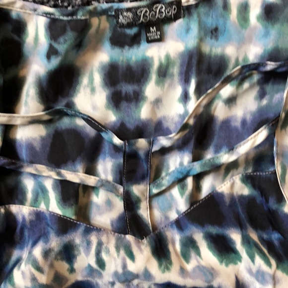 Dress - medium - Picture 2 of 2